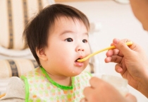 Ăn Dặm Kiểu Nhật, BLW hay Truyền Thống – Nên Chọn Cách Nào Cho Bé Yêu? Ăn Dặm Kiểu Nhật, BLW hay Truyền Thống – Nên Chọn Cách Nào Cho Bé Yêu?