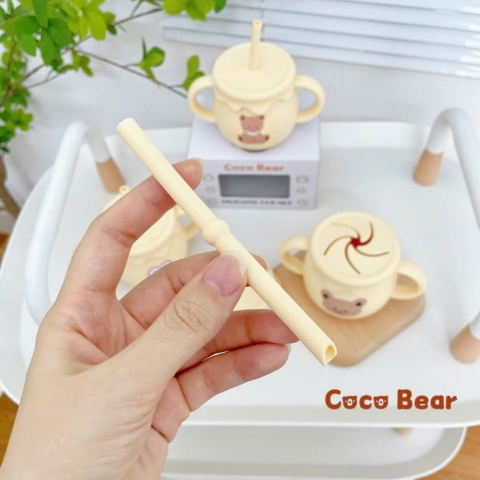Cốc Tập Uống Nước Silicon Cao Cấp COCOBEAR Cho Bé Từ 6 Tháng Tuổi - Chức Năng Đẩy Tiện Lợi 250ml - Màu Be Hình Mặt Mèo