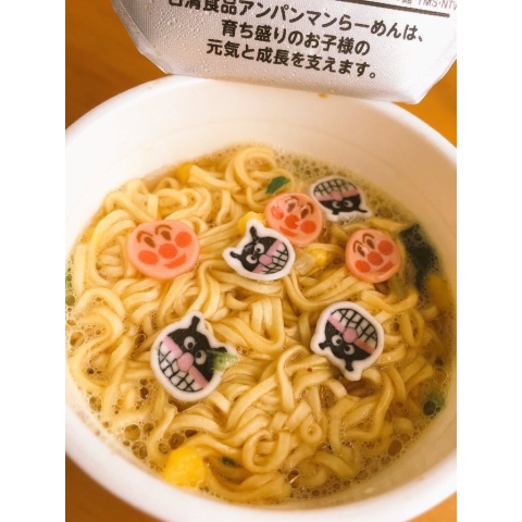 Mì Chú Hề NISSIN Anpanman UDON Xanh Vị Hải Sản Gói 90g Cho Bé Từ 12M+