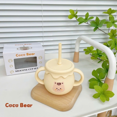 Cốc Tập Uống Nước Silicon Cao Cấp COCOBEAR Cho Bé Từ 6 Tháng Tuổi - Chức Năng Đẩy Tiện Lợi 250ml - Màu Be Hình Mặt Mèo